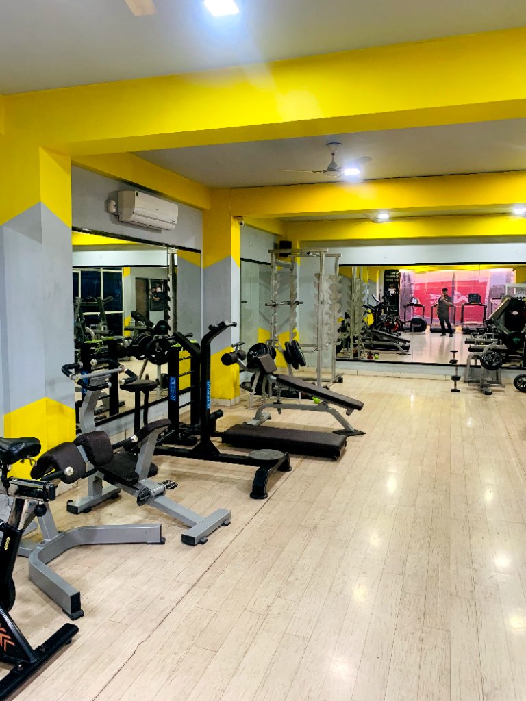 Body Mechanic Gym 114: Gym in Khalsa Chowk Indore: Gym in Niranjanpur