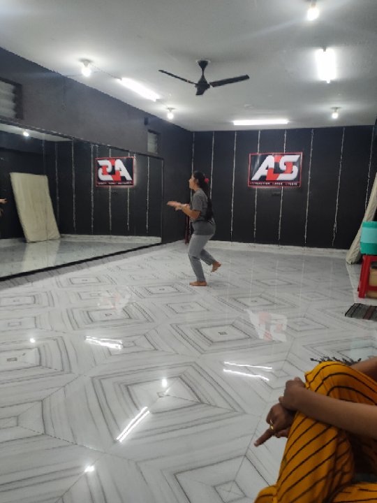 FREE STYLE 