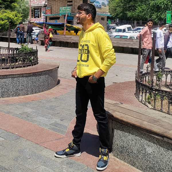 Sumit Thakur