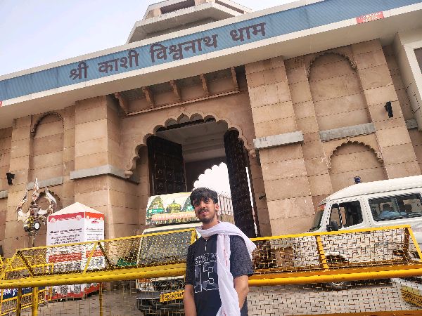 Manas shrivastav